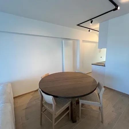 Apartamento Luxurious With Feet In The Sea & *