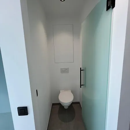 Luxurious With Feet In The Sea & Apartamento